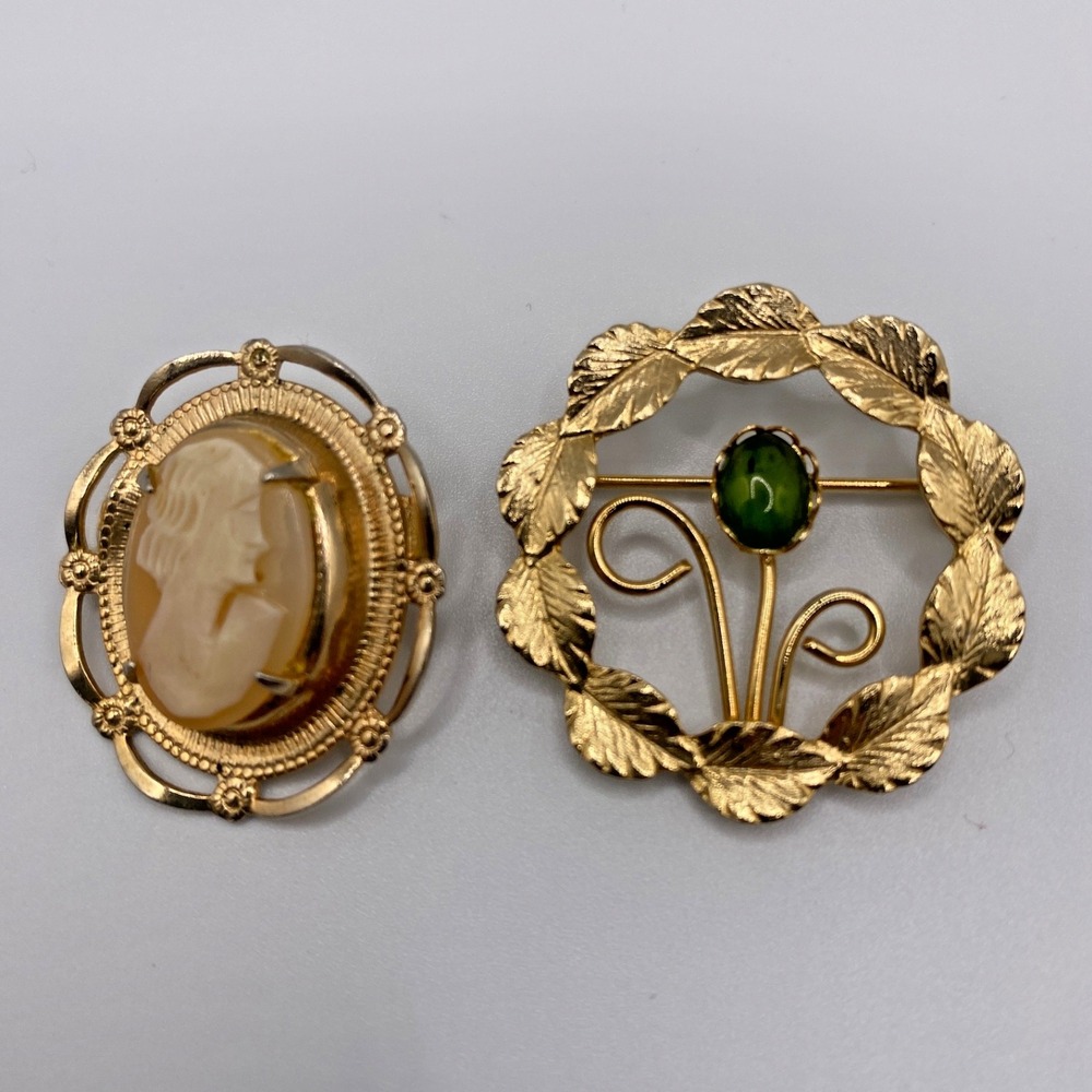 Vintage Brooch Lot of 2 Cameo Pin Green Cabochon Leaf Wreath Gold Tone 1.25"